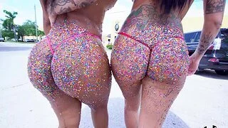Big butt sluts Lilith Morningstar and Rose Monroe share one hard dick